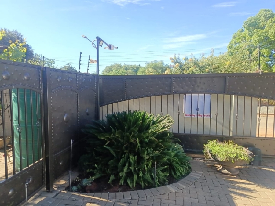 3 Bedroom Property for Sale in Hadison Park Northern Cape